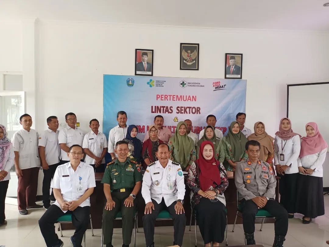 Pertemuan Lintas Sektor Puskesmas Kesugihan - (Ada 1 foto)